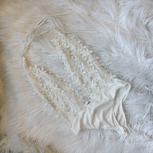 Fashion Nova white floral applique bodysuit, size S